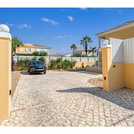 Villa Luxury Carrah - Heated Pool Nr Quinta Da